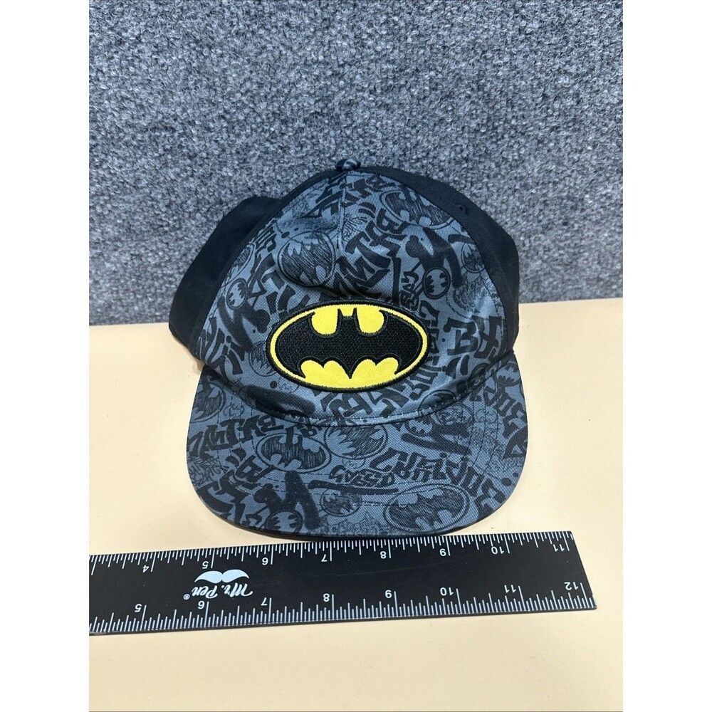 DC Comic Batman Graffiti Gray Youth Baseball Cap Snapback